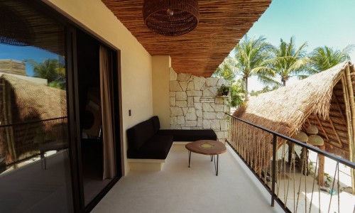 Nikau El Cuyo Hotel
